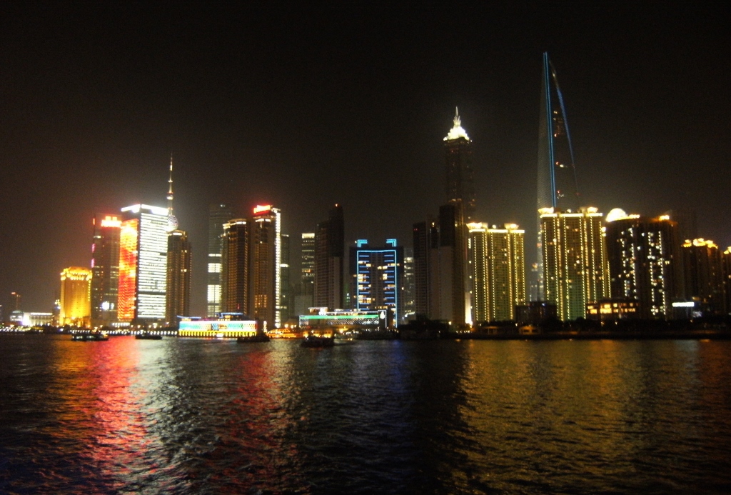 China - Shanghai -  Night Cruise - 2 (1024x693)