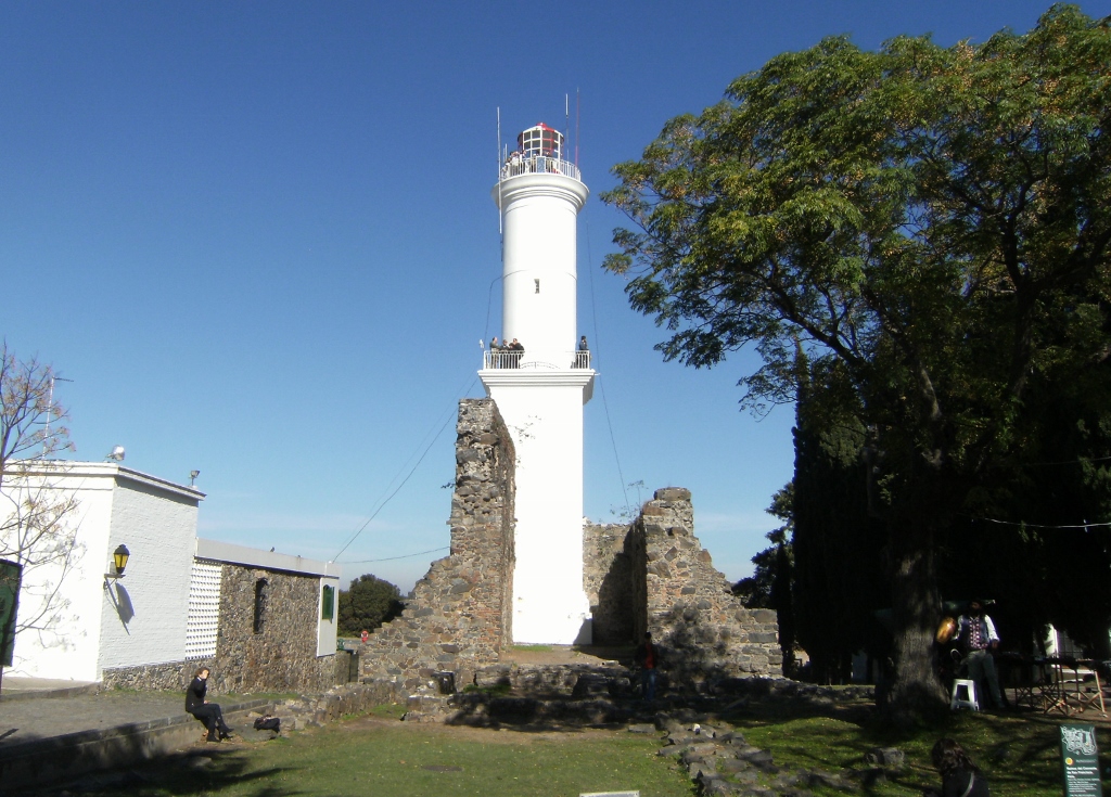 Uruguay - Colonia - Lighthouse - 1 (1024x735)
