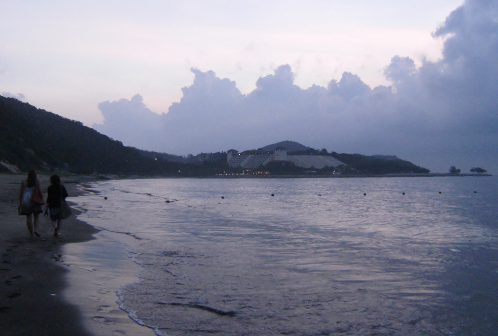 China - Macau - Black Sand Beach - 4 (1024x691)